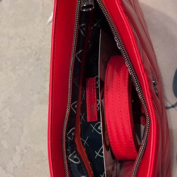 Lug Waltz in poppy red - Picture 4 of 5